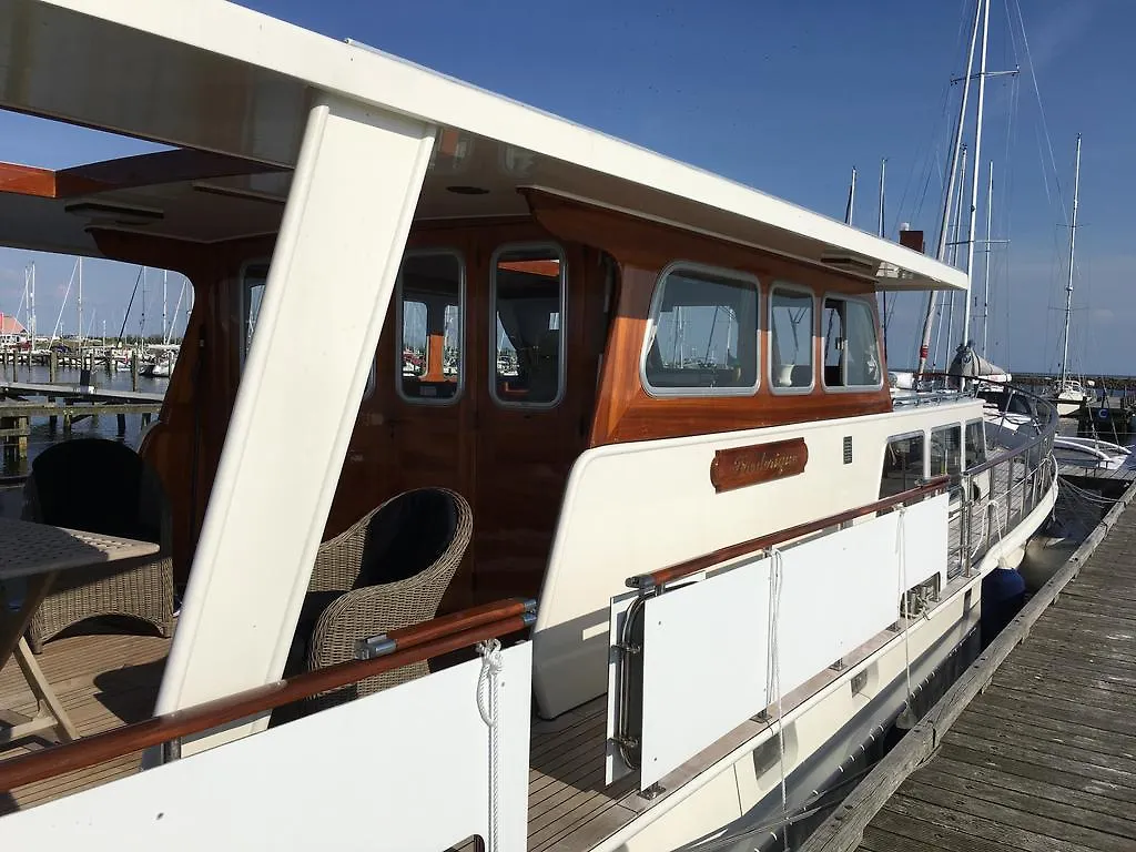 Botel Schiffskoje Mit Fruhstuck Hotel Duesseldorf